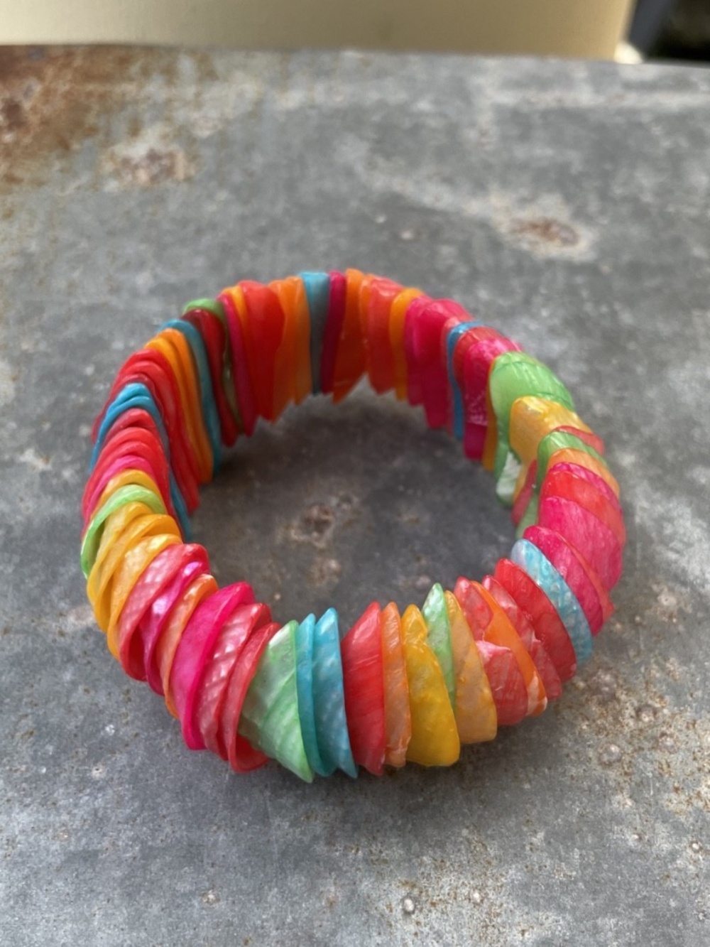 Colorful Multicolor Conch Shell Bracelet - Picture 2 of 5